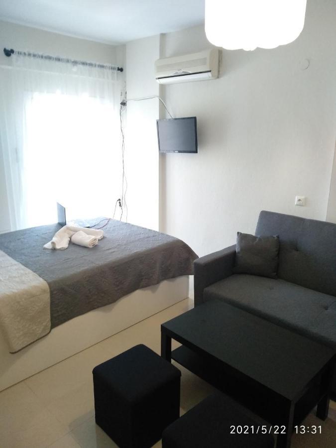 Little Beauty - Happyhostgr - In Platamonas Apartment ภายนอก รูปภาพ